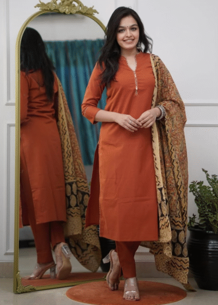 Simple and Elegance Suit Set