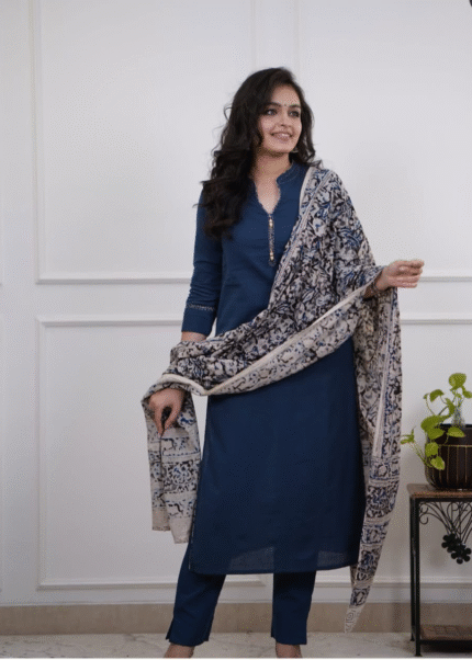 Simple and Elegance Suit Set